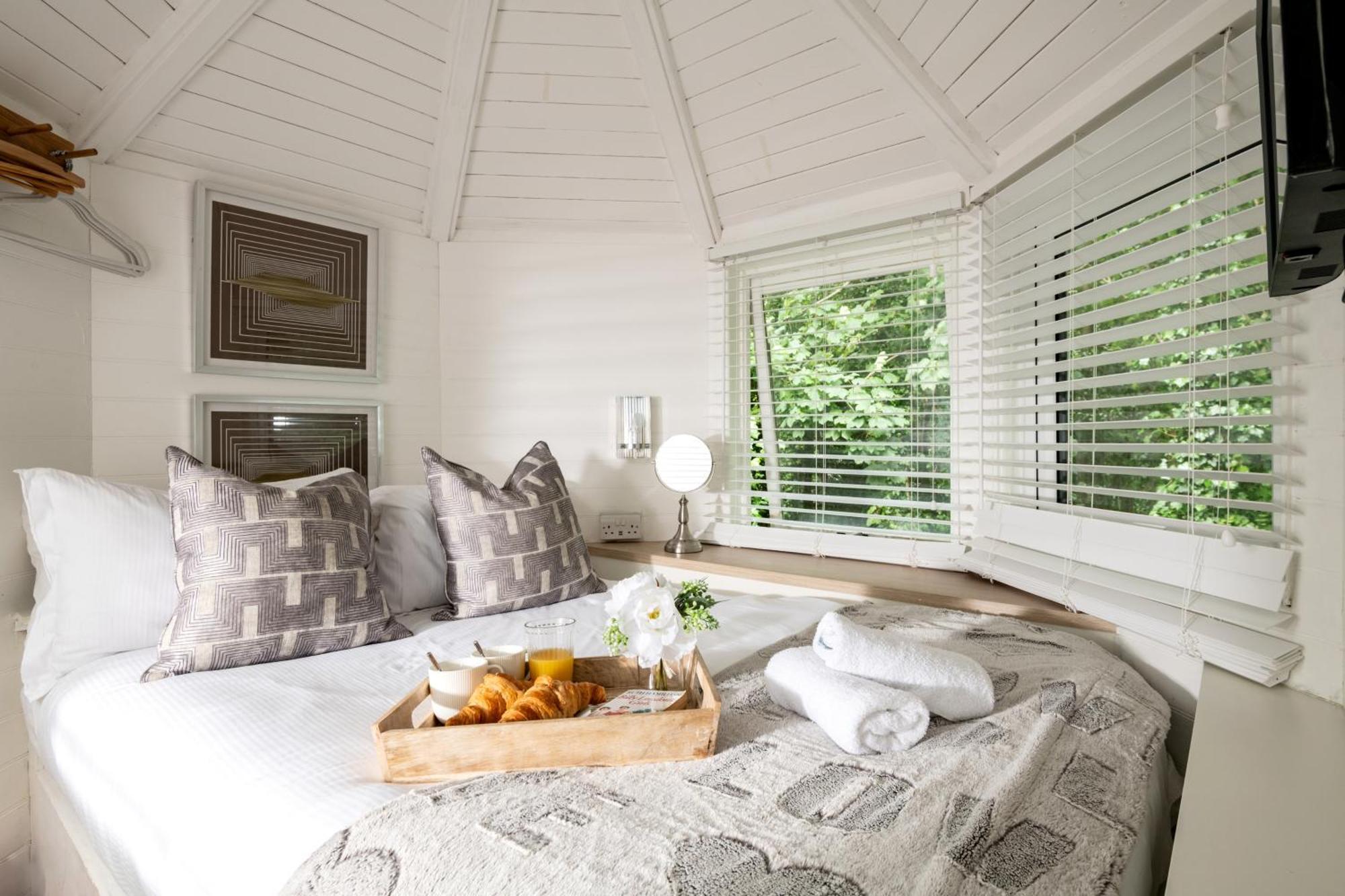 Honeycombe - Treehouse In The Heart Of Dorset Villa Blandford Forum Bagian luar foto