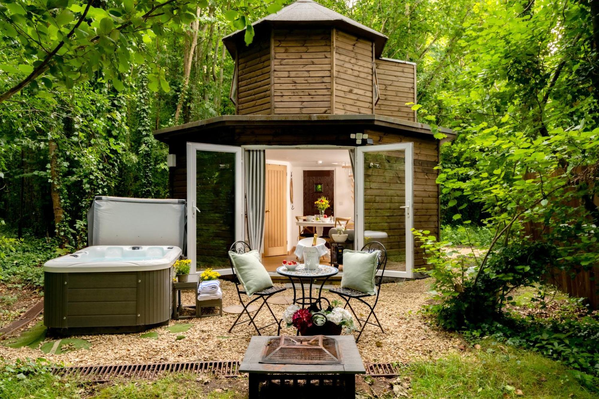 Honeycombe - Treehouse In The Heart Of Dorset Villa Blandford Forum Bagian luar foto